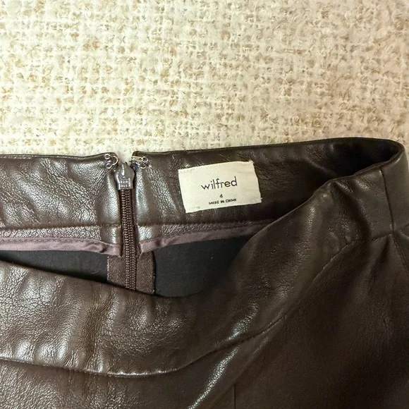 Wilfred Aritzia Faux Leather Mini Skirt Brown Size 4 - Picture 6 of 6